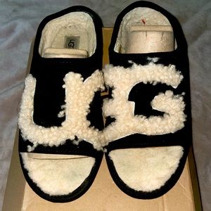 Womens UGG slides.